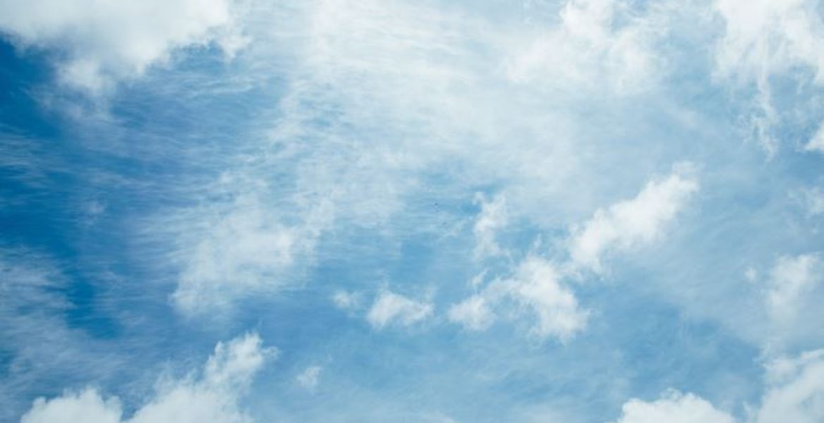 Wolken header